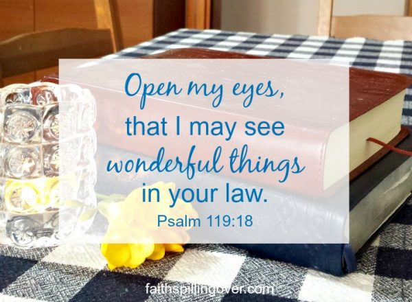 Do your eyes ever glaze over when you try to read the Bible? Try these 4 tips for waking up to the wonder of God's Word. {Free Bible Highlighting Printable}