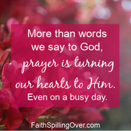 Need a way to pray on a busy day when your thoughts are scattered? Try this simple default prayer to remember God's presence and receive His peace. #prayer #peace #stressrelief